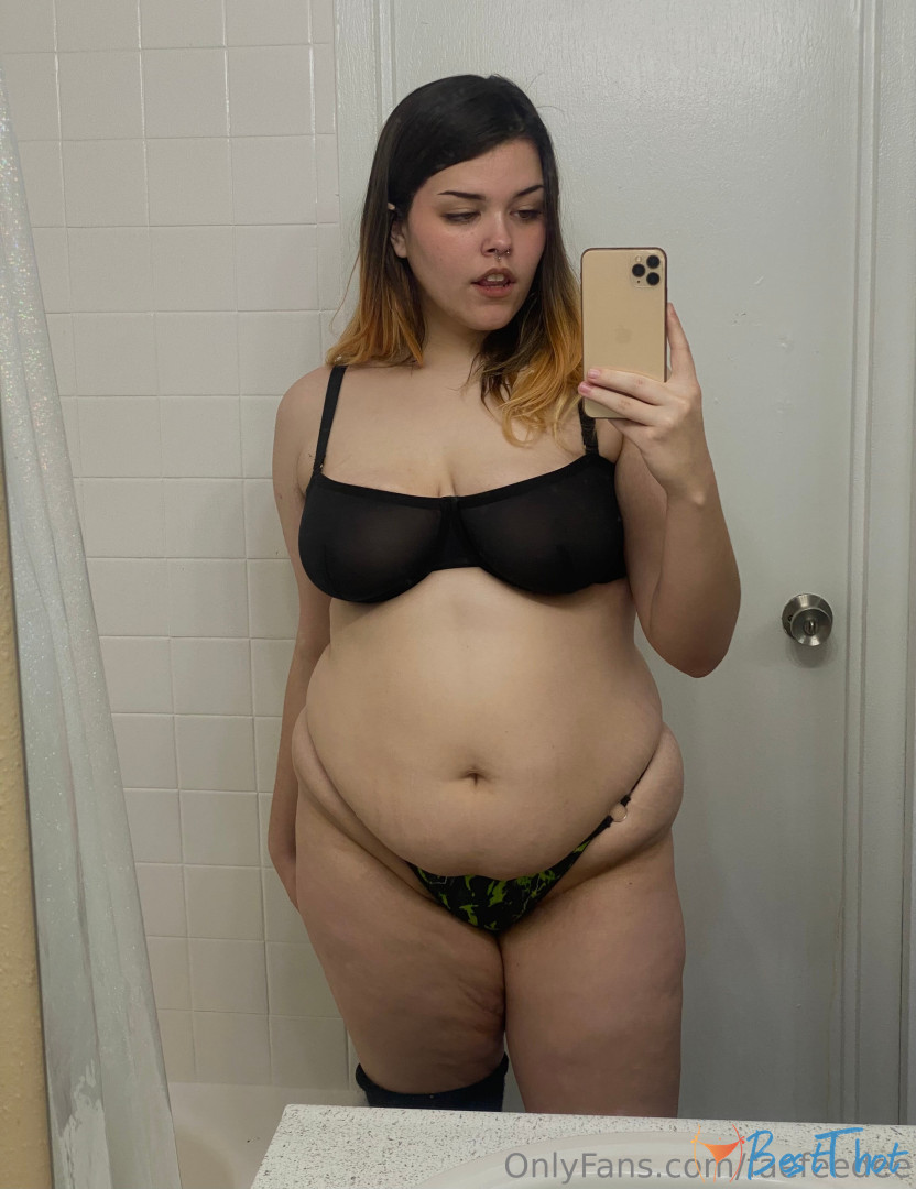 Photo by faefeedee published on January 22,2025 16:01:34 - BestThots