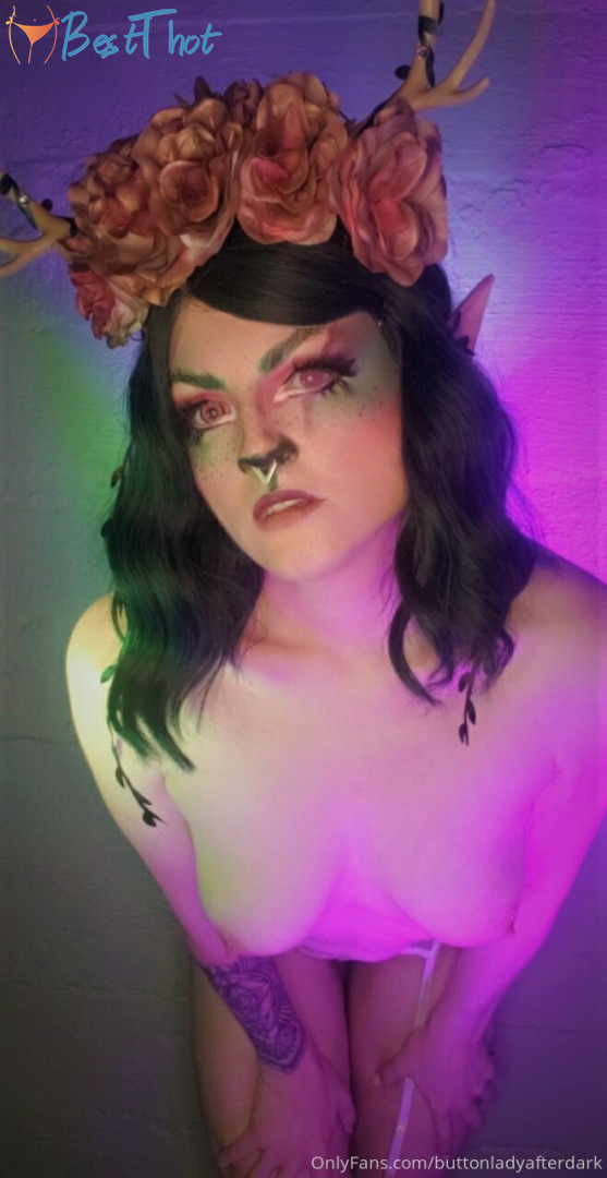 buttonladyafterdark #9755103
