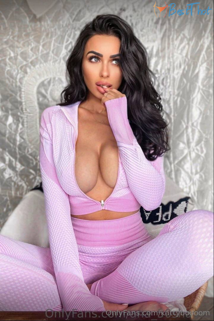 Photo by kattyboooom published on January 23,2025 23:01:53 - BestThots