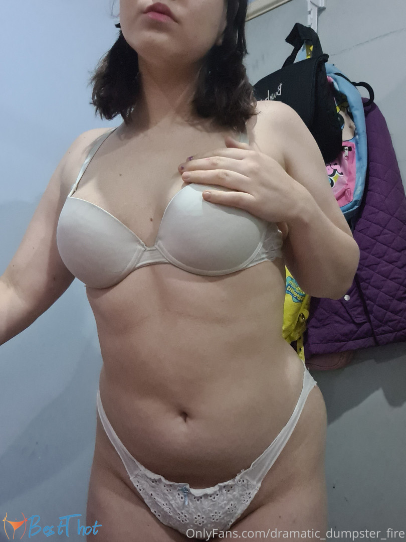 Photo by dramatic-dumpster-fire published on January 24,2025 03:00:56 - BestThots