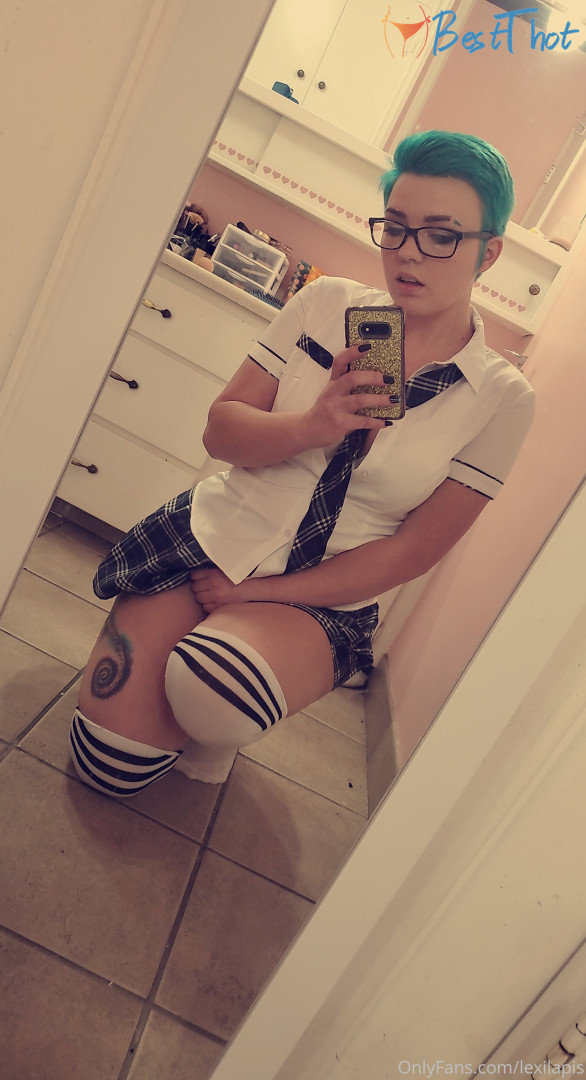 Photo by lexilapis published on January 24,2025 12:00:49 - BestThots