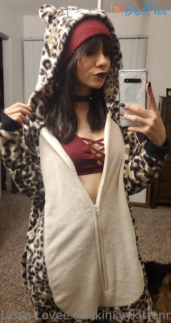 Photo by lilkinkyykittenn-mvp published on January 24,2025 14:00:42 - BestThots