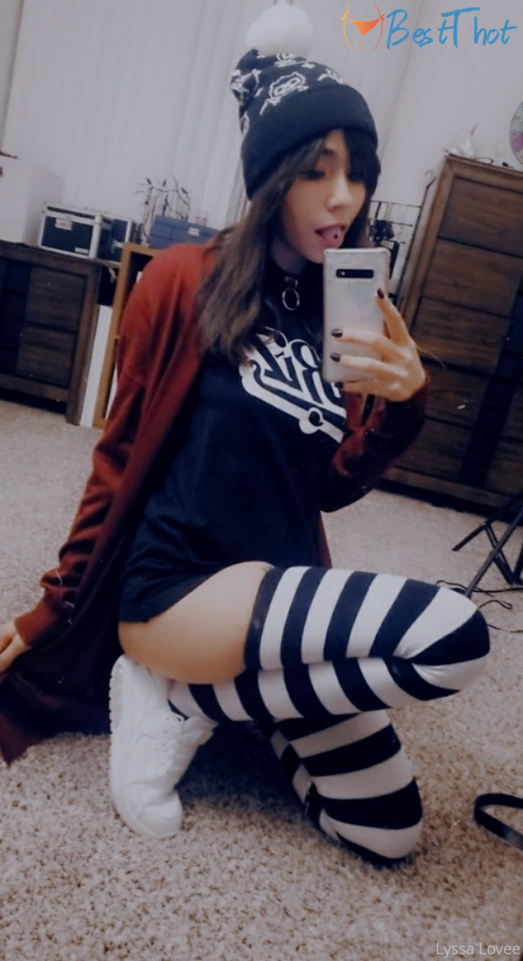 Photo by lilkinkyykittenn-mvp published on January 24,2025 15:01:05 - BestThots