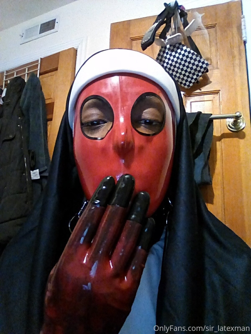 Photo by sir_latexman published on May 18,2023 00:12:33 - BestThots