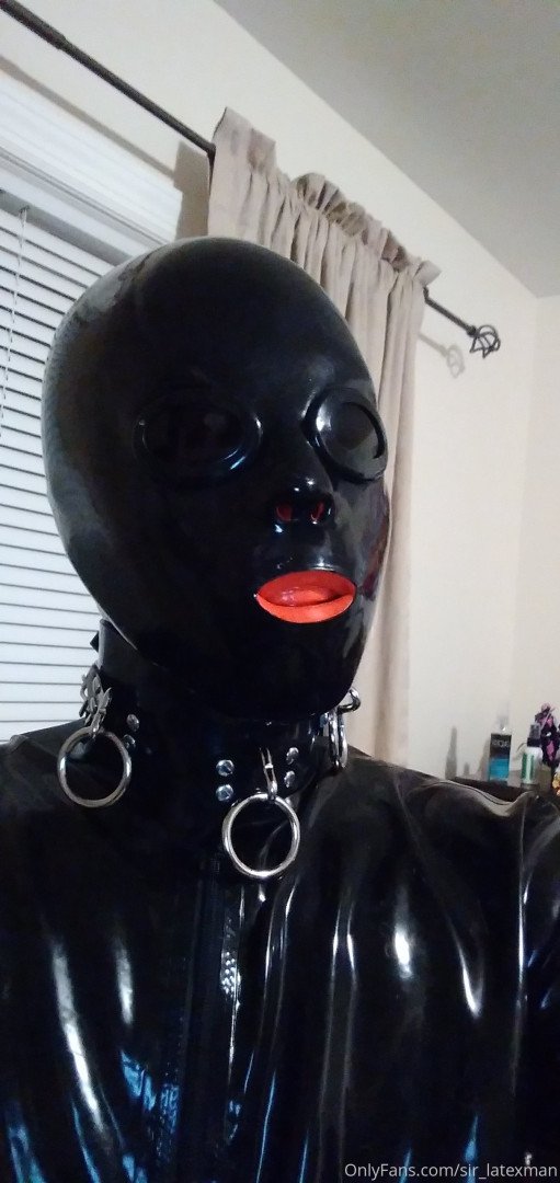 Photo by sir_latexman published on May 18,2023 00:12:58 - BestThots
