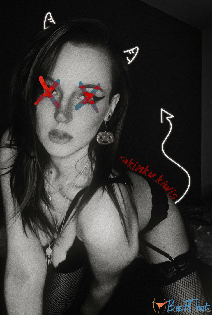 Photo by kinkykiwisx published on January 25,2025 01:02:39 - BestThots