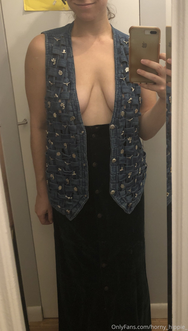 Photo by horny_hippie_ published on October 12,2023 14:16:57 - BestThots