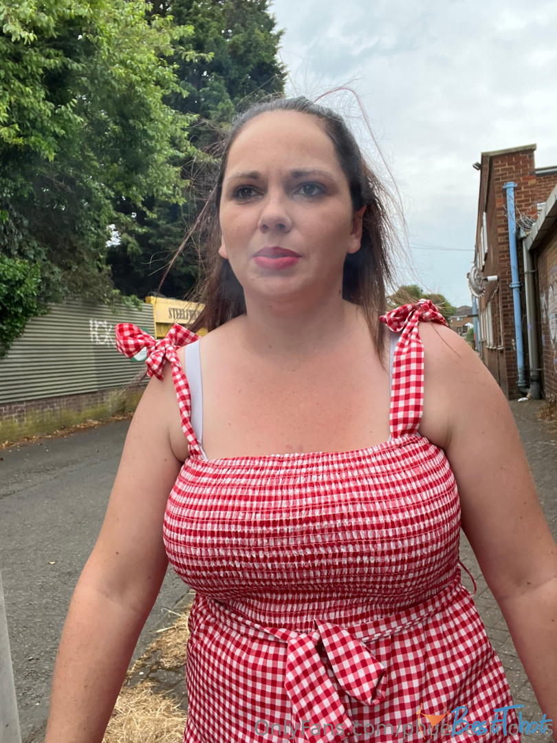 Photo by phoebesmokes published on January 25,2025 15:02:03 - BestThots