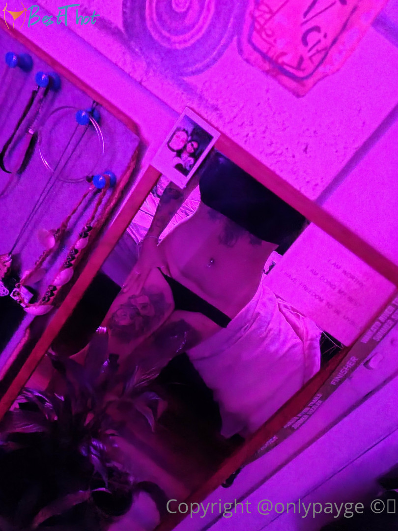 Photo by onlypayge published on January 25,2025 14:00:30 - BestThots