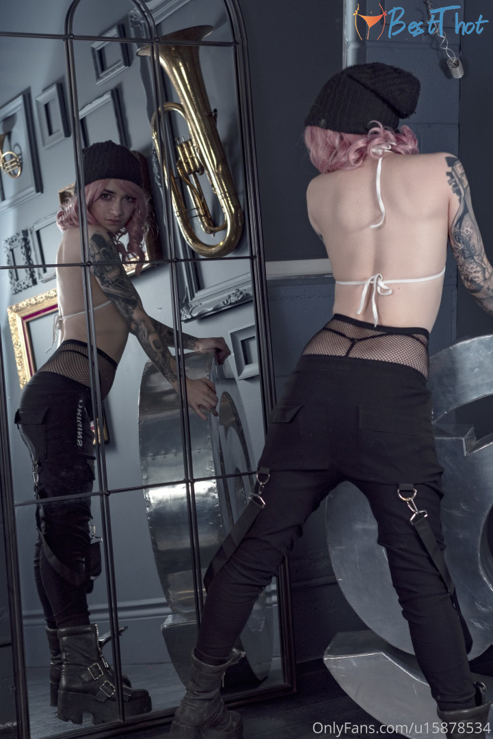 Photo by poisonne published on January 25,2025 19:00:37 - BestThots