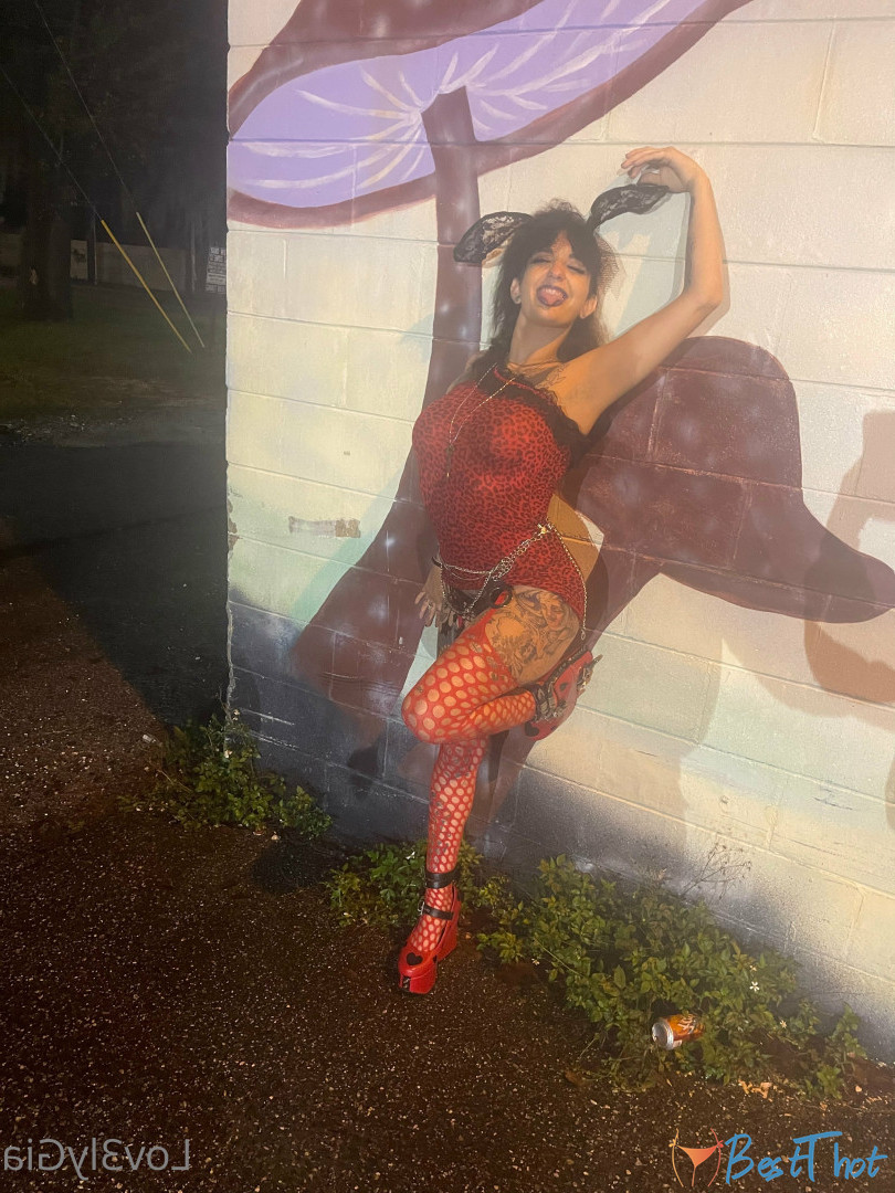 Photo by lovelygia published on December 13,2024 18:03:55 - BestThots