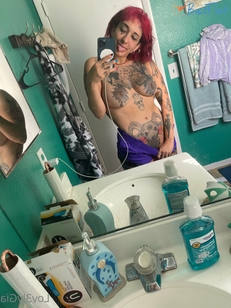 Photo by lovelygia published on December 13,2024 20:03:05 - BestThots