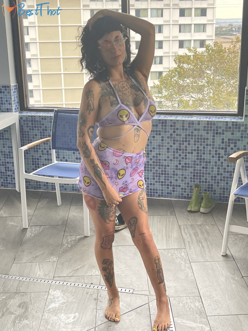 Photo by lovelygia published on December 13,2024 21:04:35 - BestThots