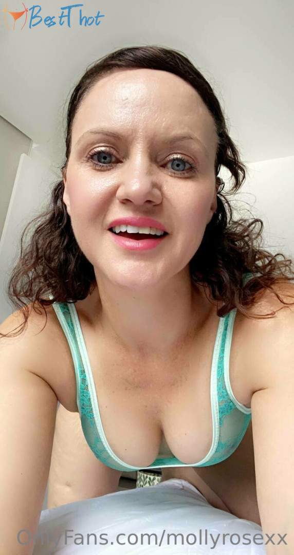 Photo by mollyrosexx published on January 25,2025 19:02:16 - BestThots