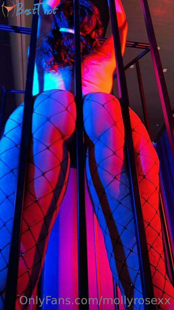 Photo by mollyrosexx published on January 26,2025 00:00:13 - BestThots