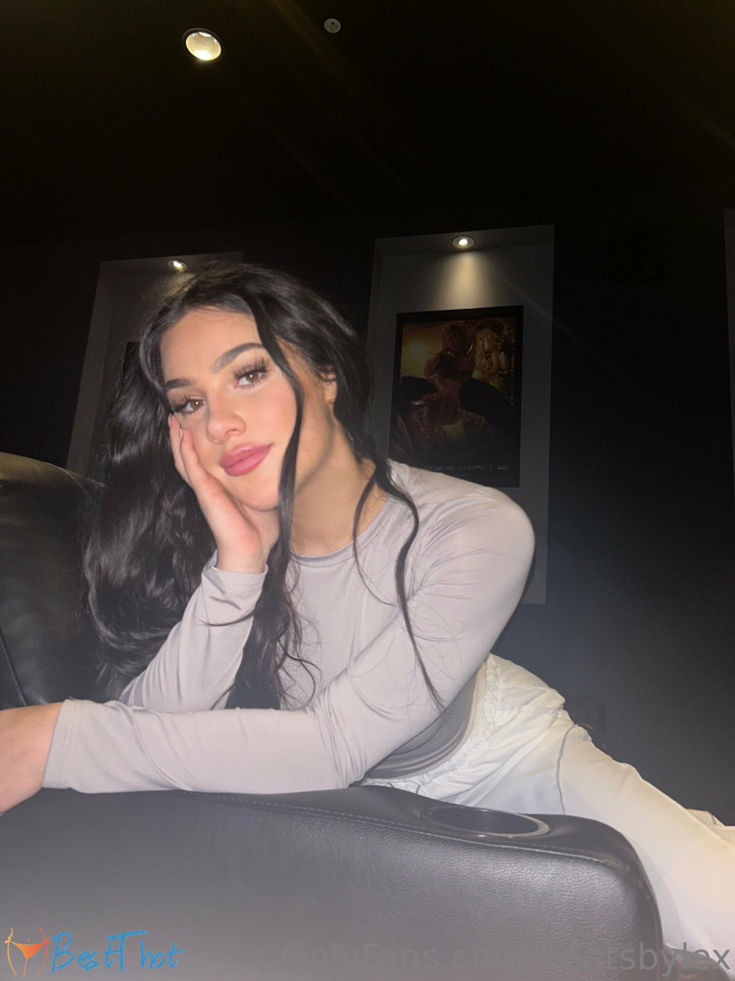 Photo by francesca-official published on January 25,2025 22:01:24 - BestThots