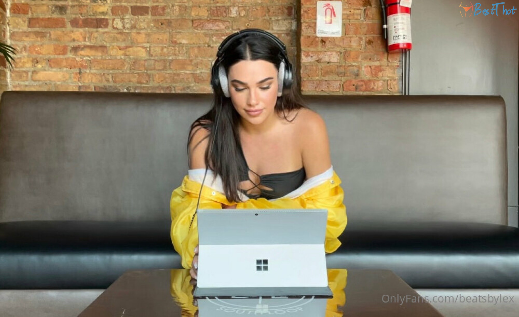 francesca-official #9781726