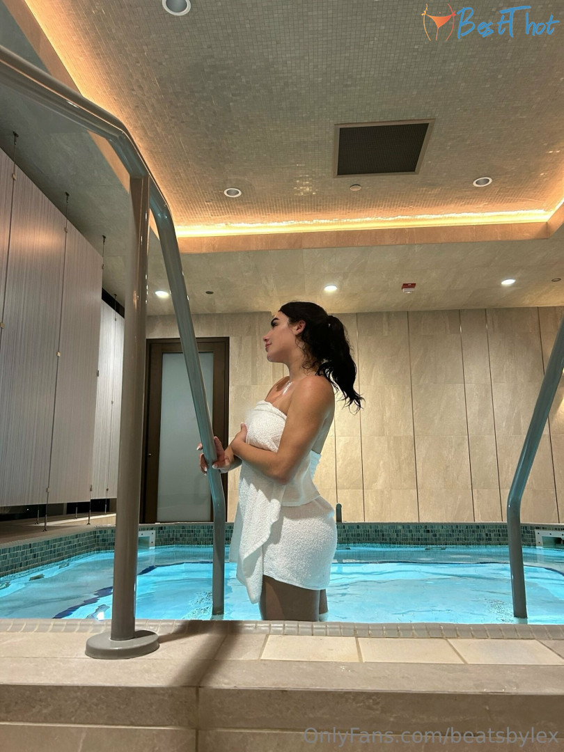 Photo by francesca-official published on January 25,2025 22:02:39 - BestThots