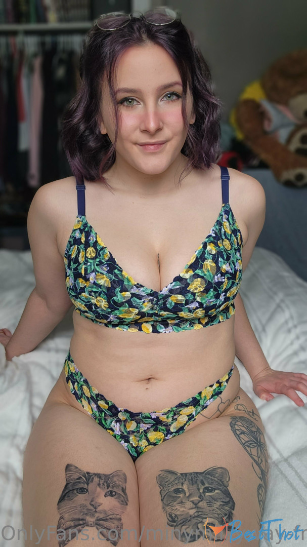 Photo by minymilkyway-free published on January 25,2025 22:02:46 - BestThots