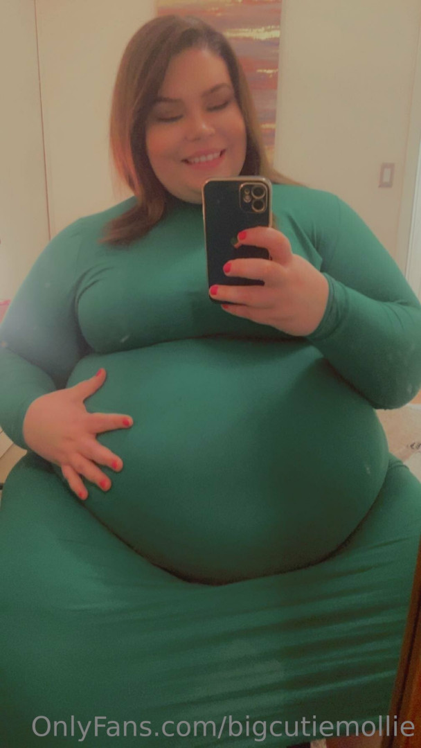 Photo by bigcutiemollie published on June 2,2023 20:08:26 - BestThots