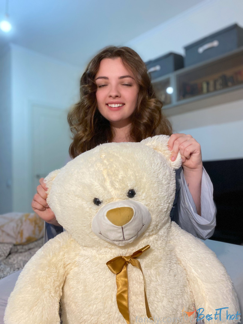 Photo by hannahsweet published on January 26,2025 04:01:44 - BestThots