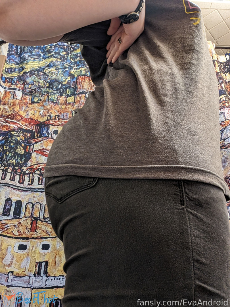 Photo by evaandroid published on January 26,2025 09:01:46 - BestThots