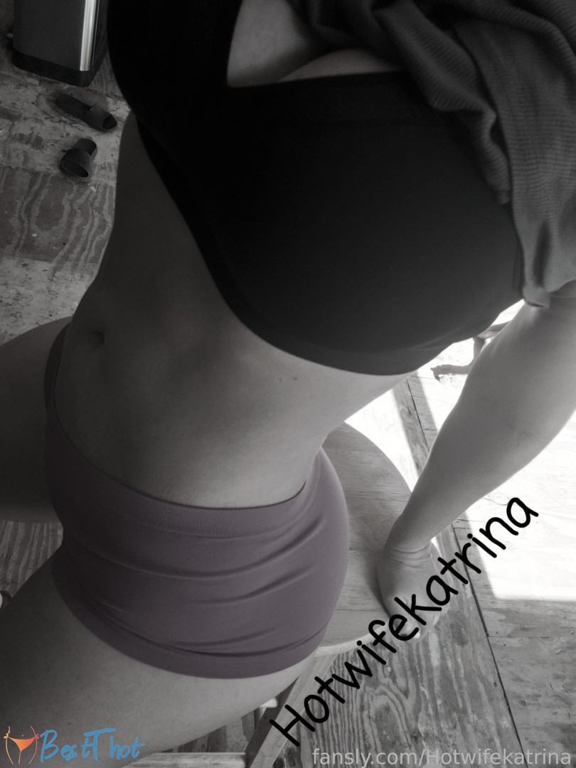 Photo by hotwifekatrina published on January 26,2025 10:02:18 - BestThots