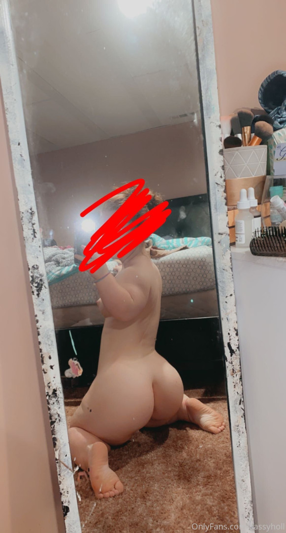 Photo by sassyholly published on July 4,2023 11:01:00 - BestThots