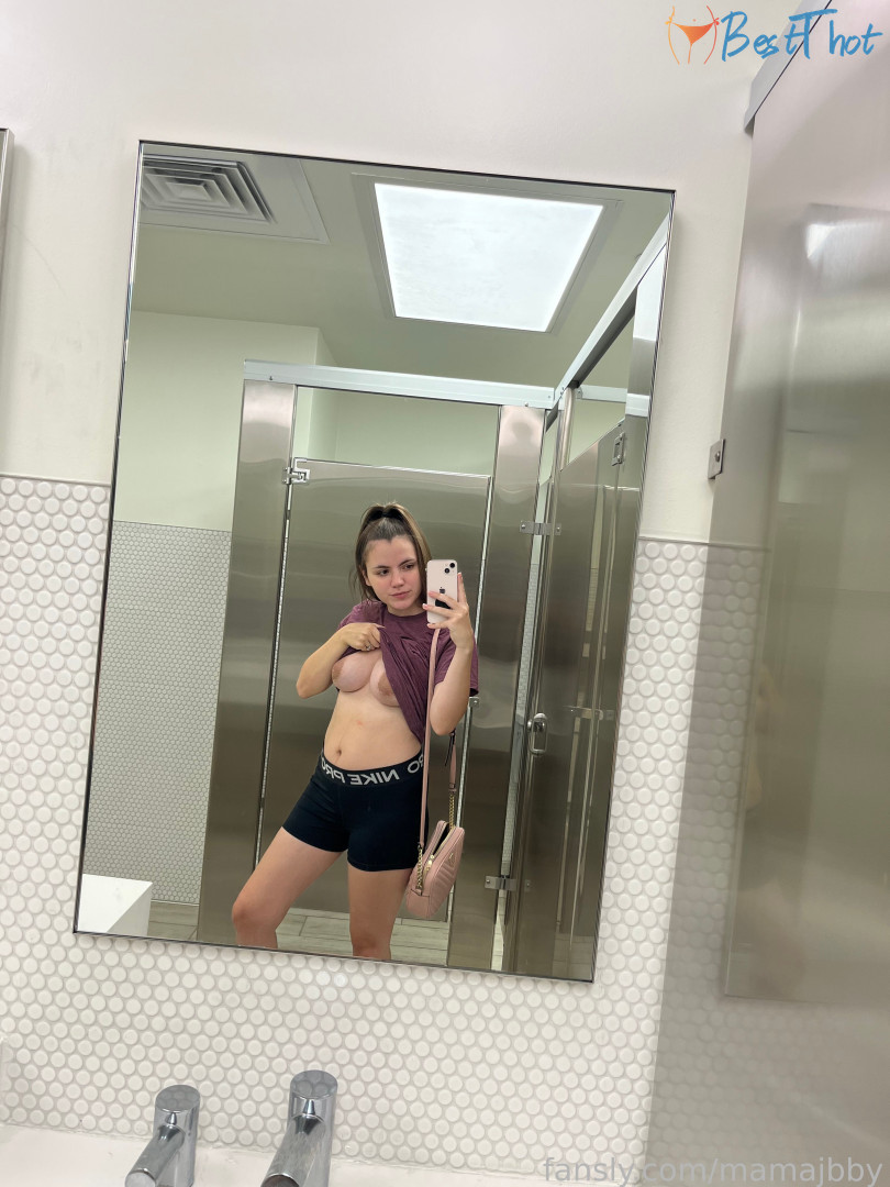 ryliefoxx #9795352