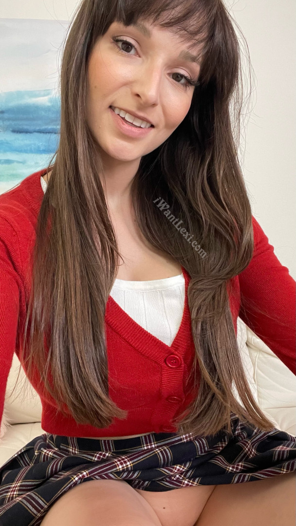 Photo by lexilunaxoxo published on October 17,2023 03:44:17 - BestThots