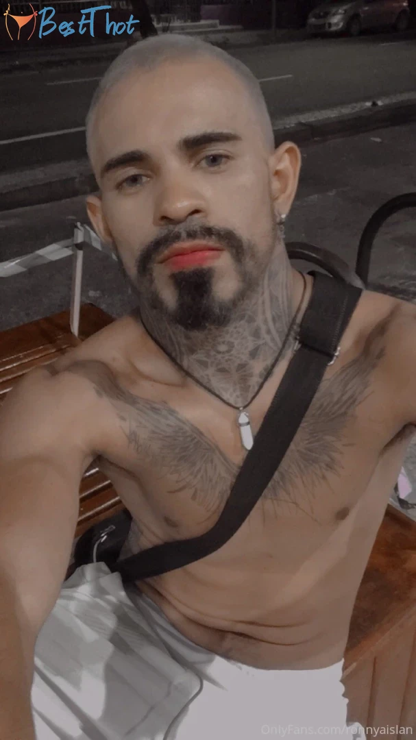 ronnyaislan #9802277