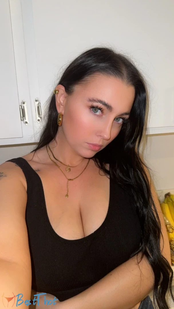 dakotahblue #9795713