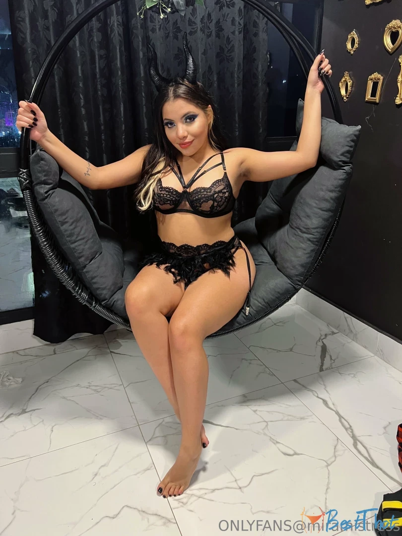 lovelymira #9796139