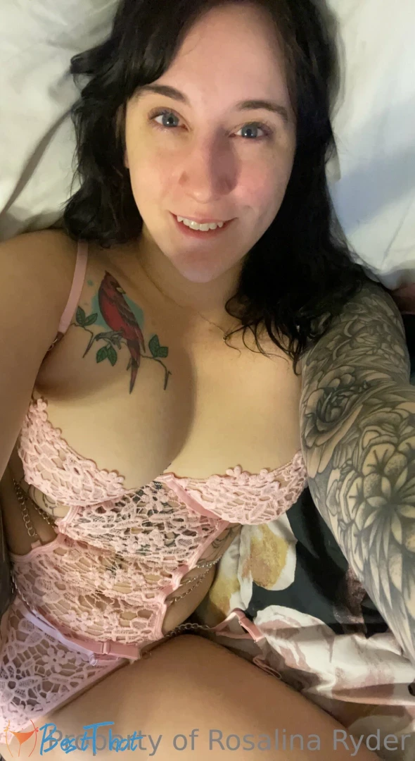 Photo by rosalinaryder published on January 27,2025 13:02:08 - BestThots