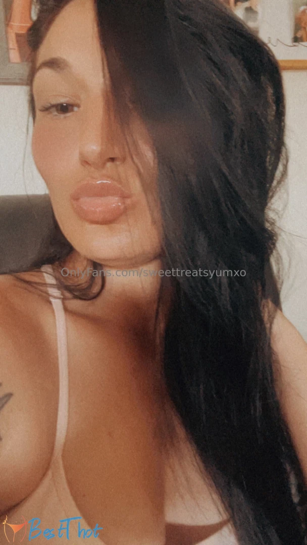 Photo by sweettreatsyumxo published on January 27,2025 13:00:24 - BestThots