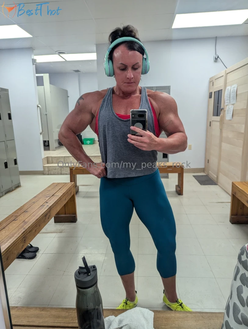 Photo by my-peaks-rock published on January 27,2025 12:01:18 - BestThots