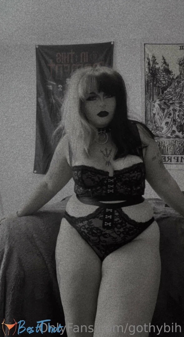 Photo by gothybih published on January 27,2025 13:01:02 - BestThots