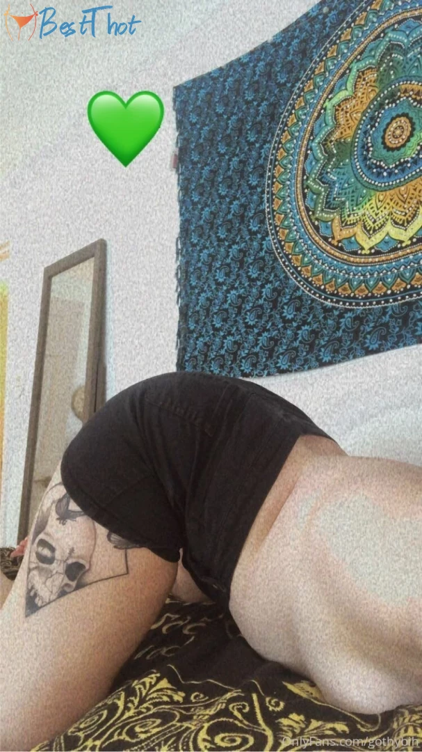 Photo by gothybih published on January 28,2025 05:00:42 - BestThots