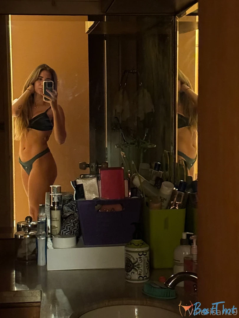 Photo by valerisan19 published on January 27,2025 17:00:53 - BestThots