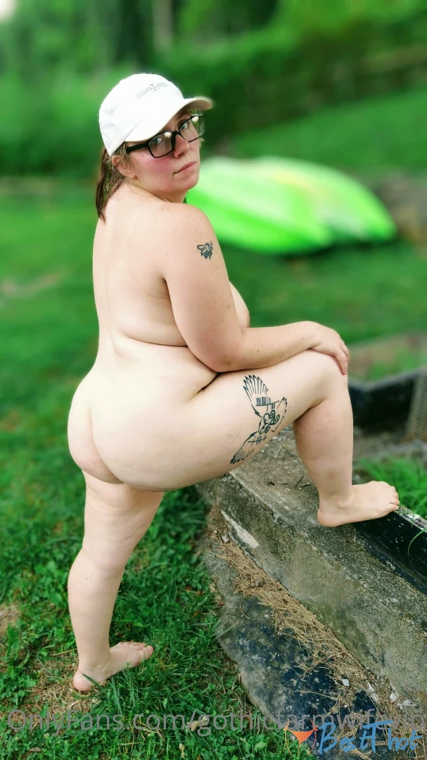 Photo by gothiccfarmwifevip published on January 27,2025 18:00:59 - BestThots