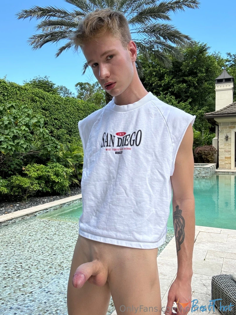 Photo by tommy-milk published on January 27,2025 20:03:47 - BestThots