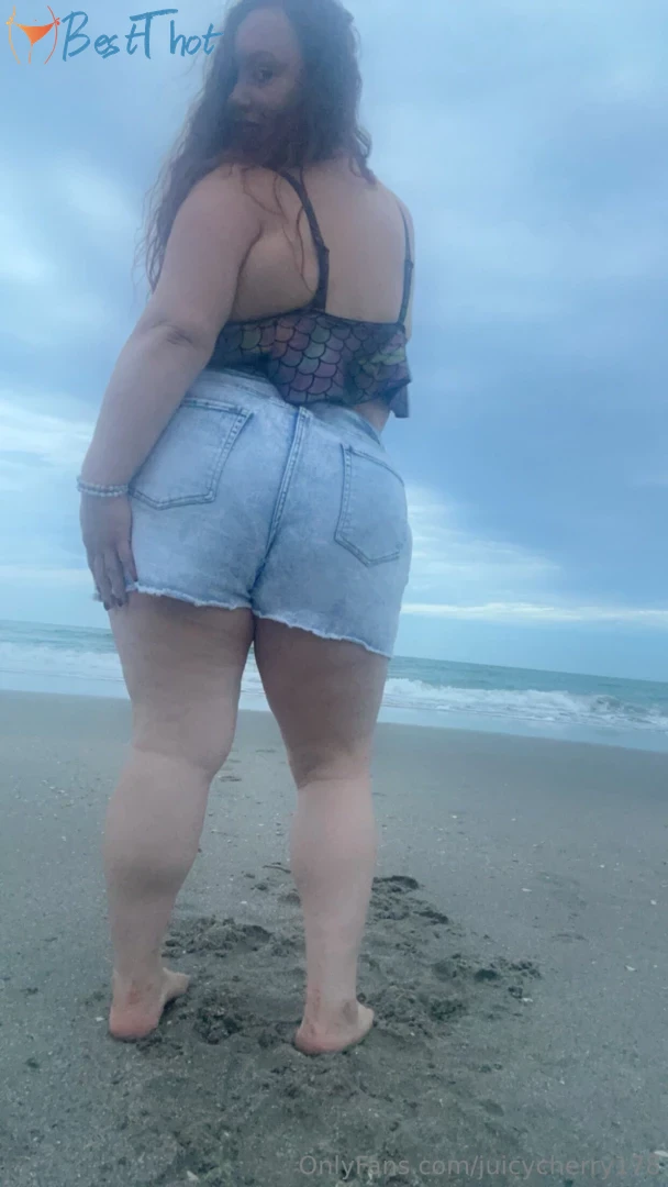 Photo by juicycherry178 published on January 27,2025 20:01:39 - BestThots