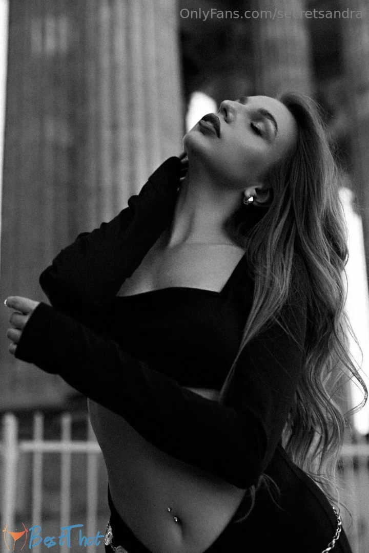 secretsandra #9799135