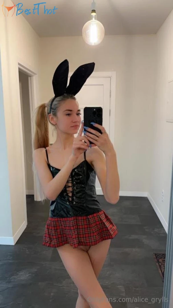 Photo by alice-grylls published on January 28,2025 00:02:36 - BestThots