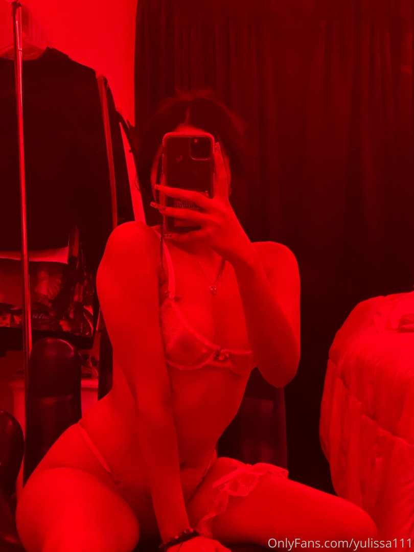 Photo by vixen177 published on October 11,2023 22:05:33 - BestThots