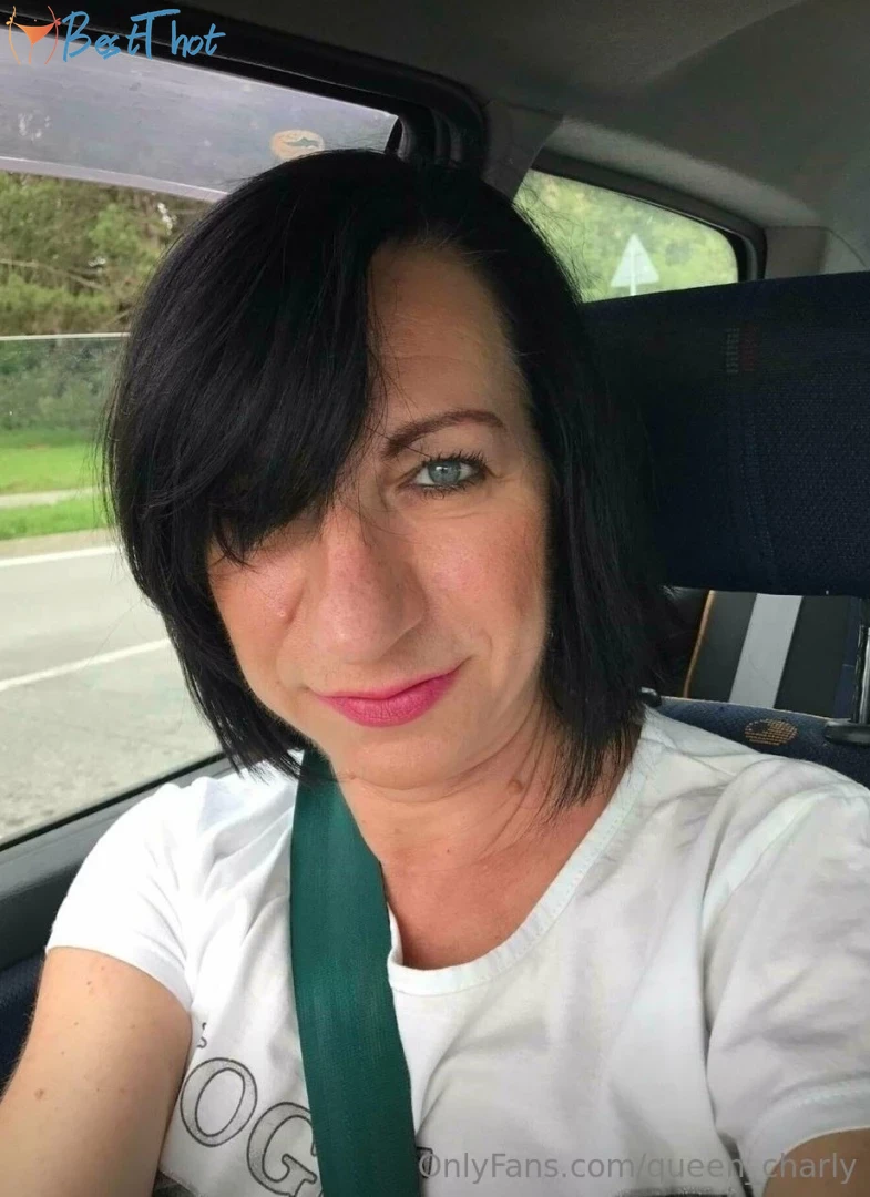 queen-charly #9811039