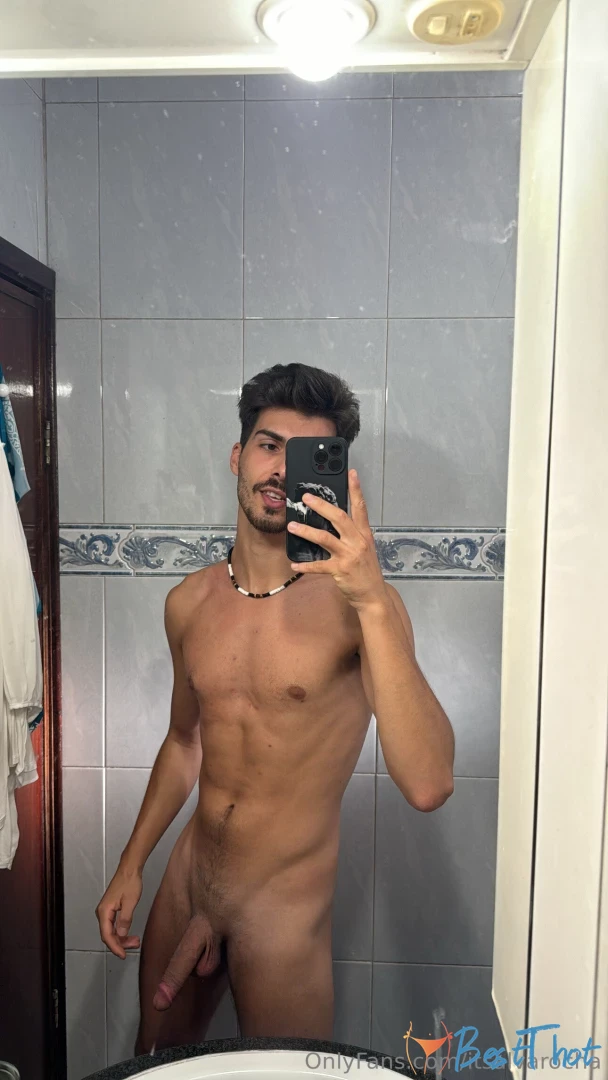 Photo by itsalvarocha published on January 28,2025 10:00:04 - BestThots