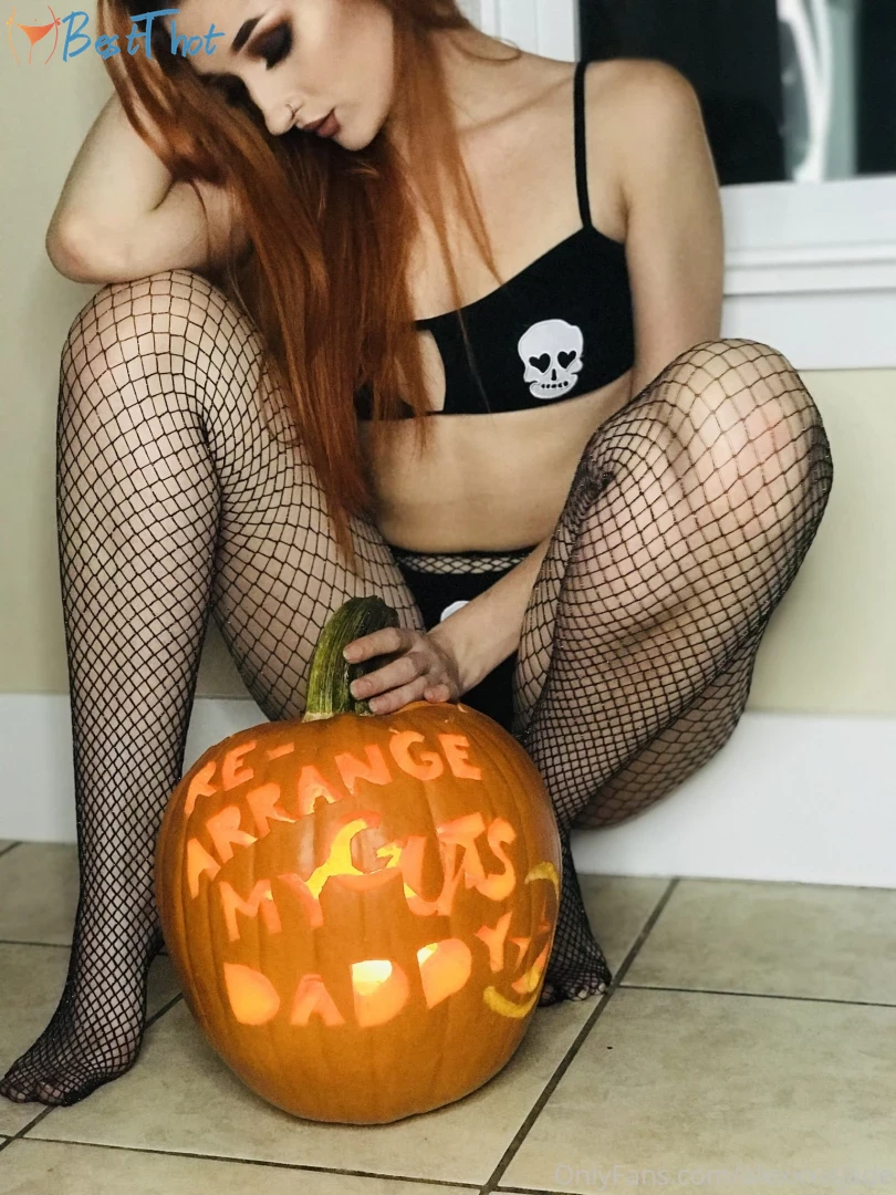 Photo by alexxxisjade published on January 28,2025 10:01:11 - BestThots