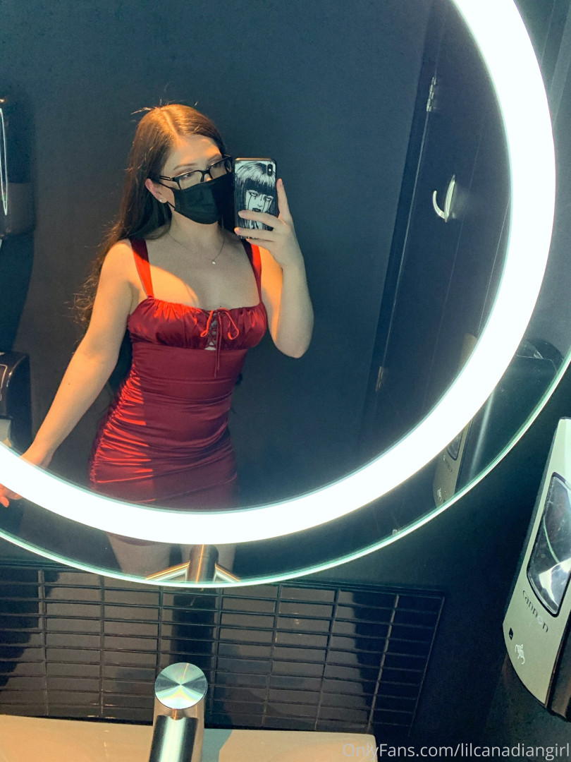 Photo by lilcanadiangirl published on October 16,2023 08:57:25 - BestThots