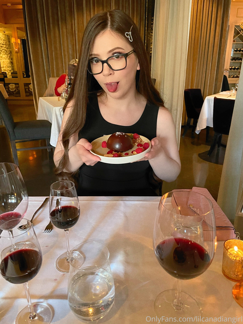 Photo by lilcanadiangirl published on October 16,2023 10:45:17 - BestThots